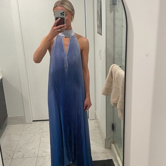 L'IDEE les éléments opera pleated asymmetric gown - Ocean Blue | Size: Small, 4 - Picture 6 of 14